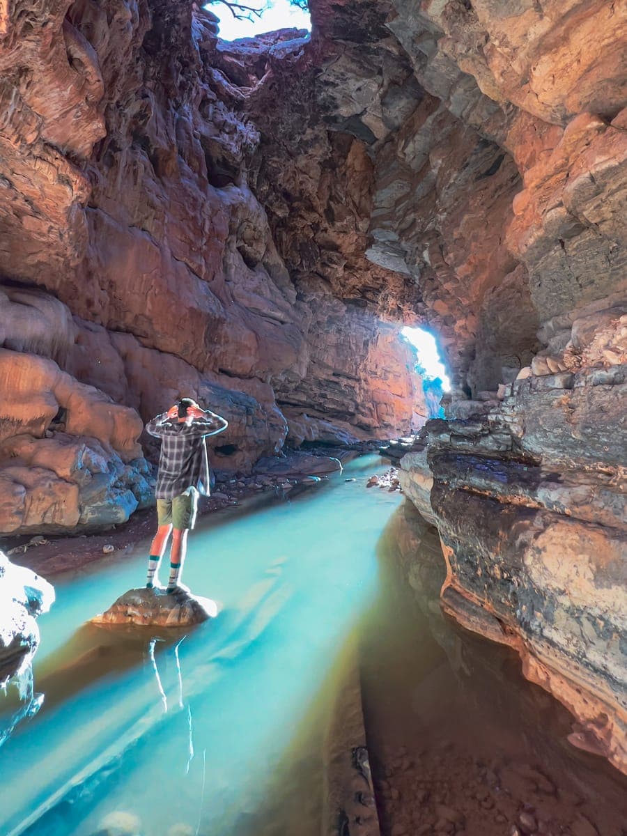 Assif n Ahad cave and Tiqqi forest — 2